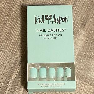 Red Aspen Megan’s Mint Julep Nail Dashes
